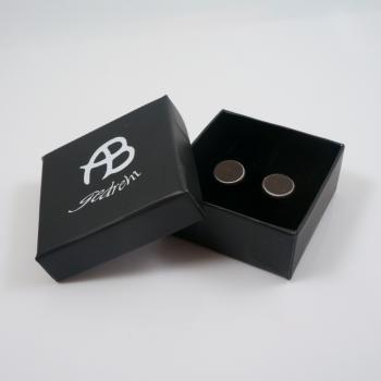 Ohrstecker Nuss